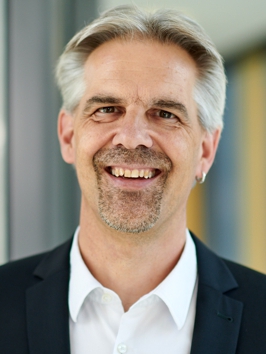 Leiter Mittelbeschaffung Leiter Mittelbeschaffung