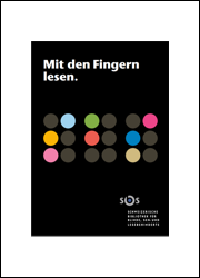 Die schwarze Infobroschüre «Mit den Fingern lesen» mit einem Raster aus farbigen und grauen Punkten.