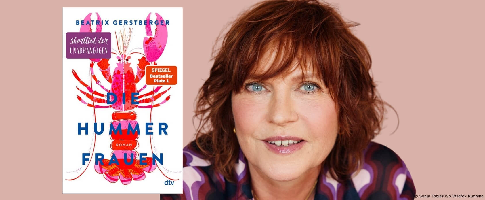Autorenfoto Beatrix Gerstberger mit Buch «Die Hummerfrauen»